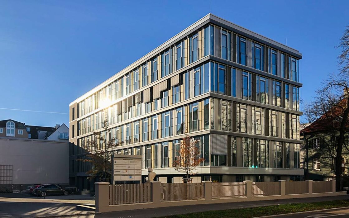 BÜROGEBÄUDE AUGSBURG